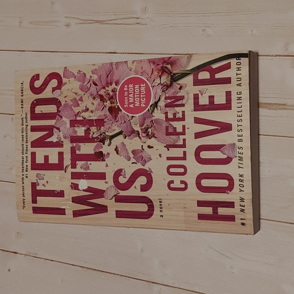 It Ends With Us By Colleen Hoover Adult Novel Book Bestseller